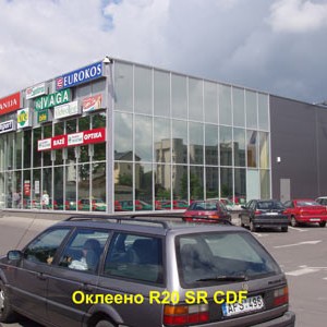 Пример оклейки фасада здания пленкой r20-sr-cdf